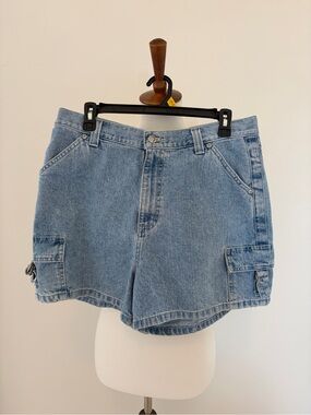 Vintage 90’s Riveted by Lee Denim Shorts